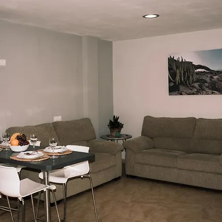 Casa Naihu Semesterbostad *