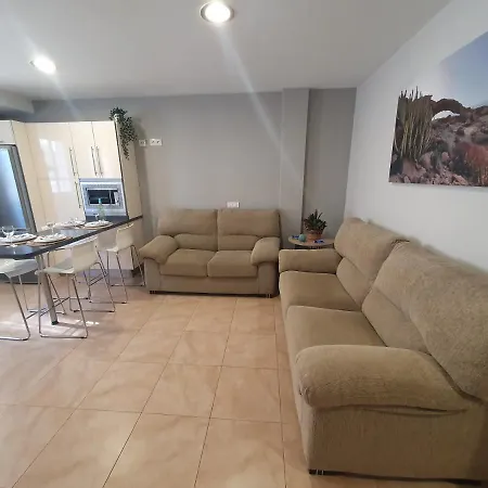 Semesterbostad Casa Naihu